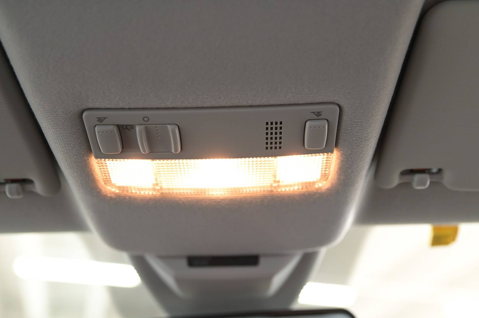 VOLKSWAGEN up! - Foto 24