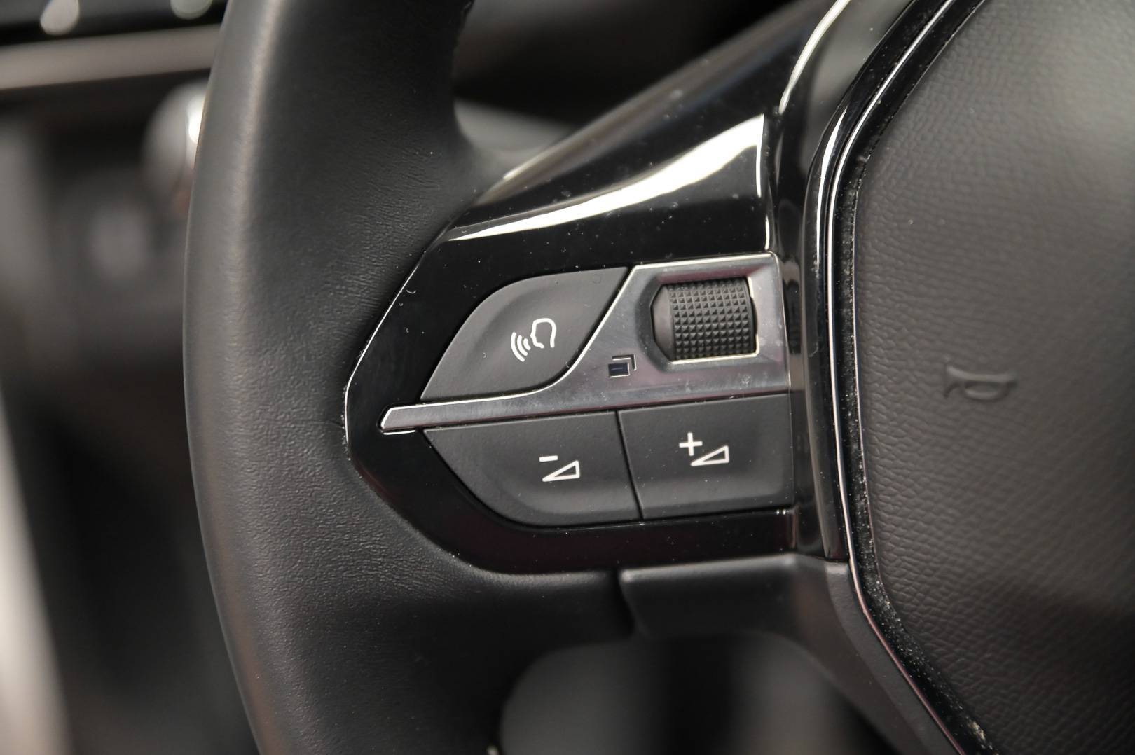 PEUGEOT 3008 - Foto 14