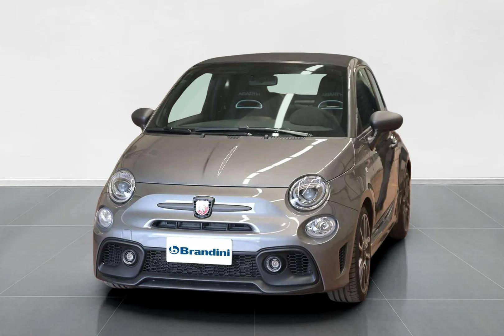 ABARTH 695C - Foto 1