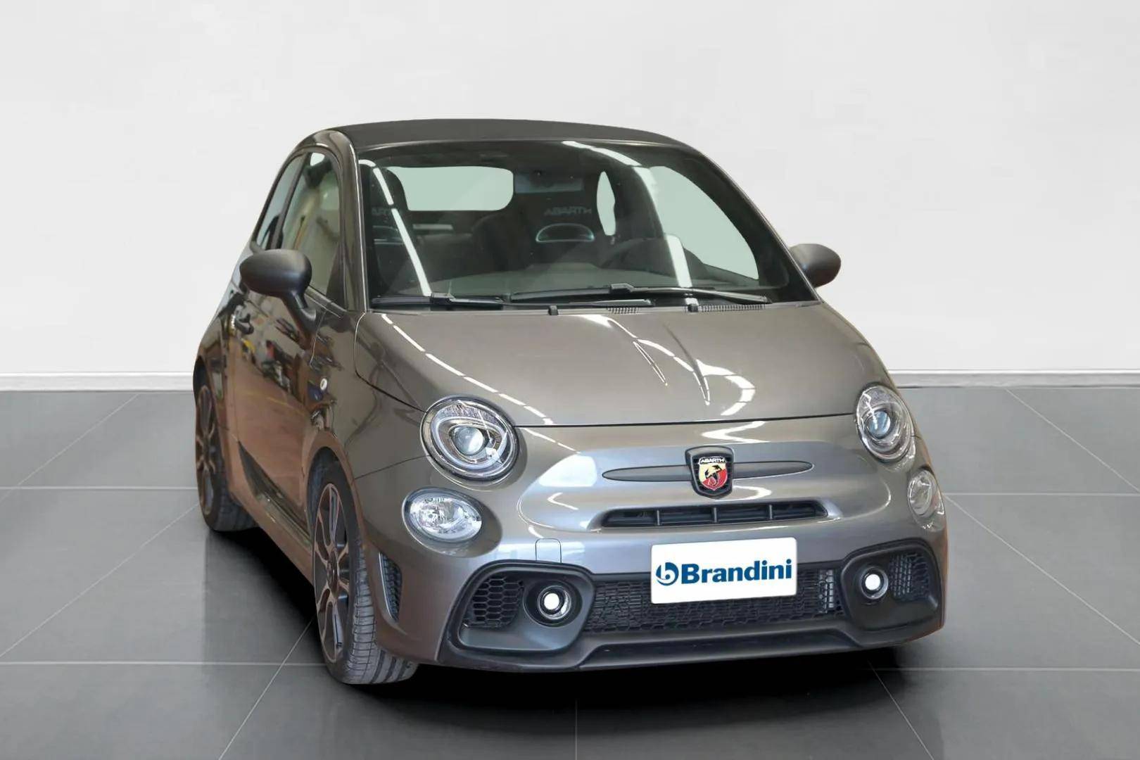 ABARTH 695C - Foto 3