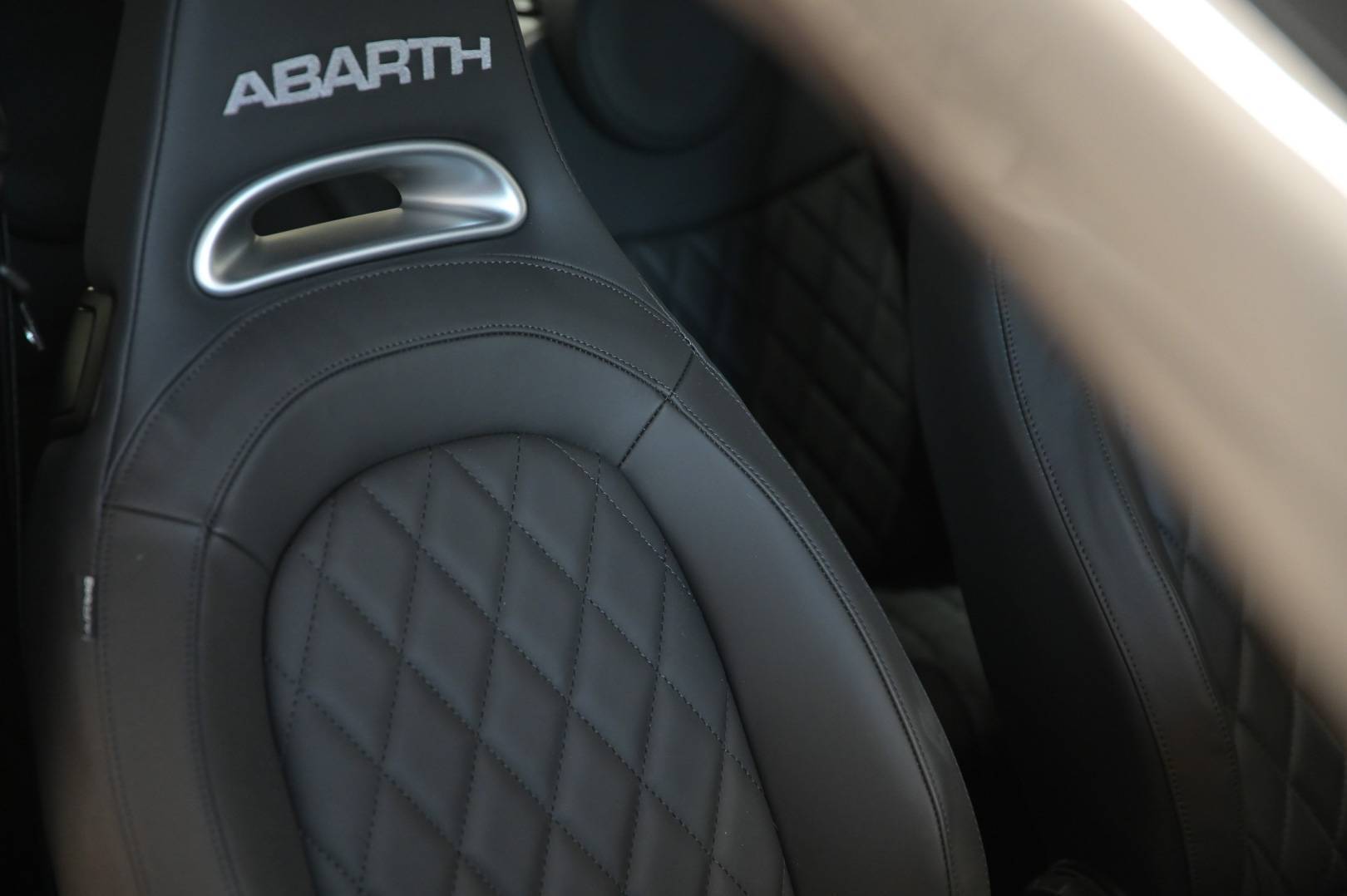 ABARTH 695C - Foto 25