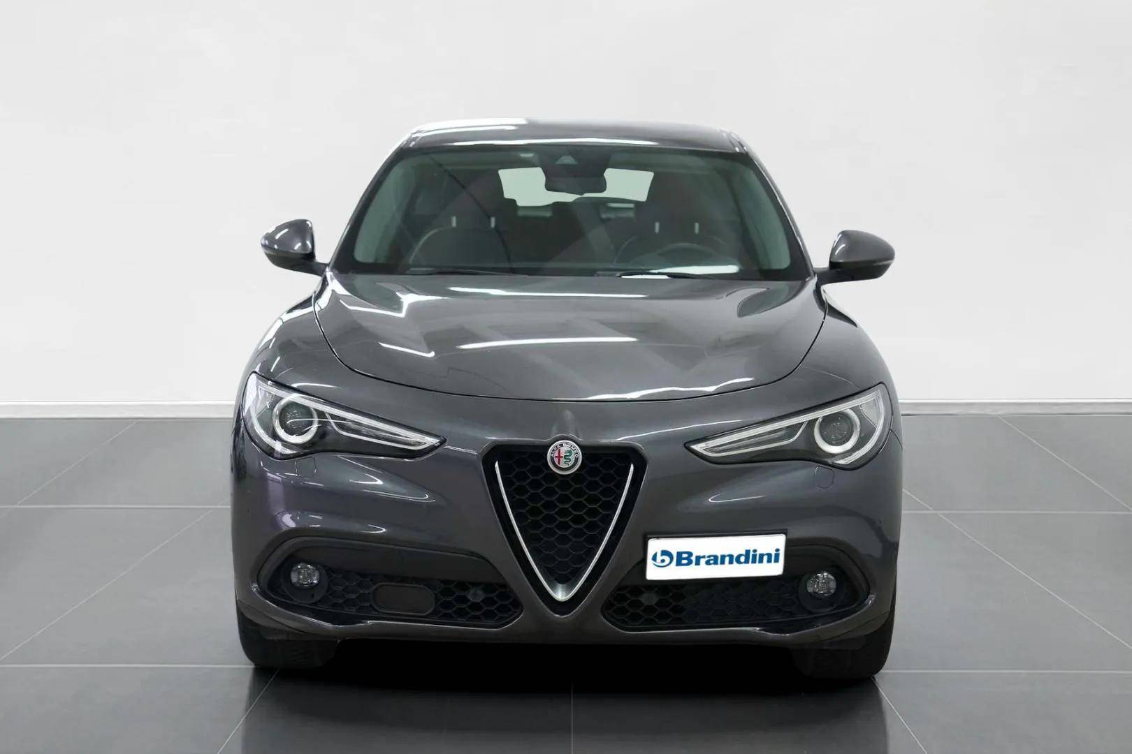 ALFA ROMEO Stelvio - Foto 2