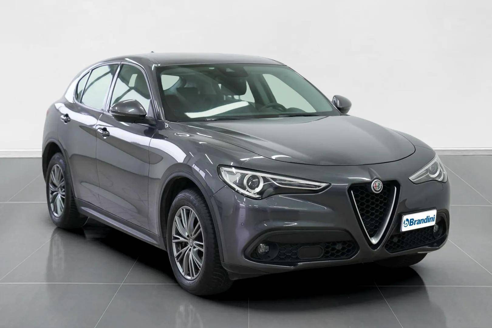 ALFA ROMEO Stelvio - Foto 3