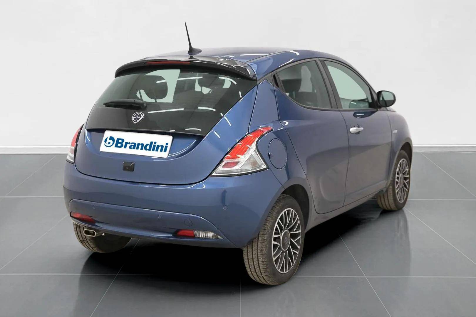 LANCIA Ypsilon - Foto 4