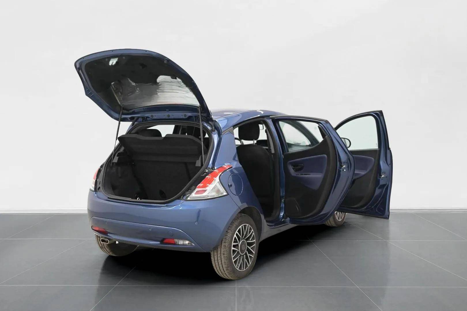 LANCIA Ypsilon - Foto 5