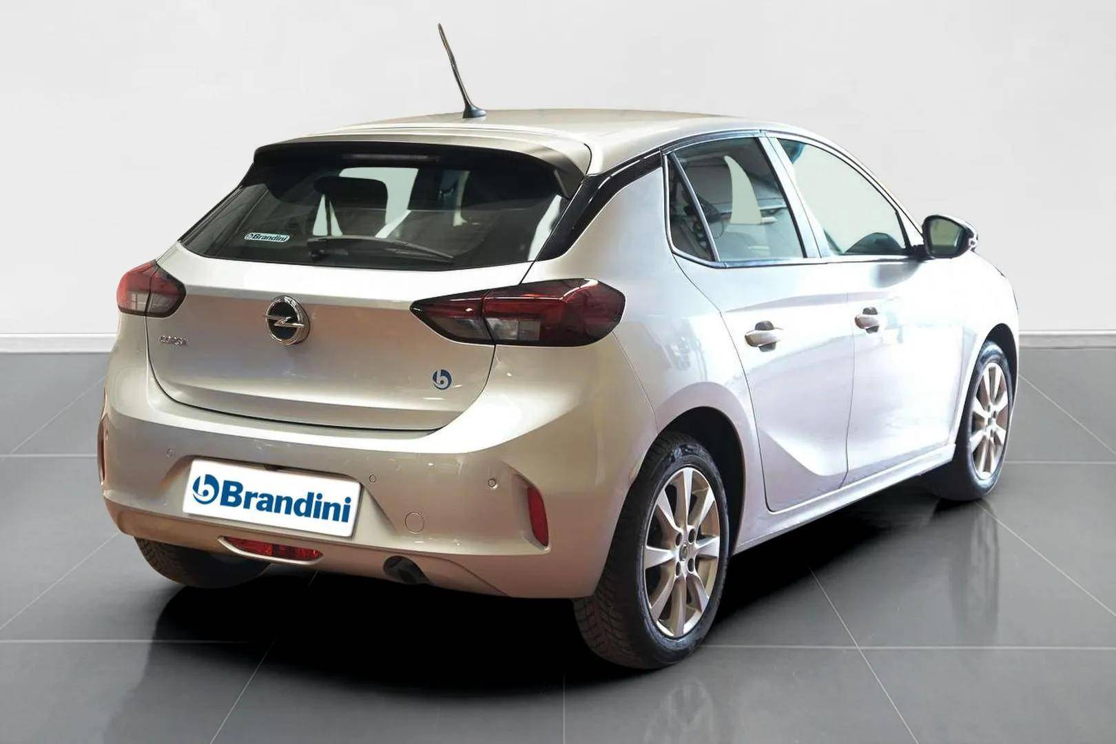 OPEL Corsa - Foto 4