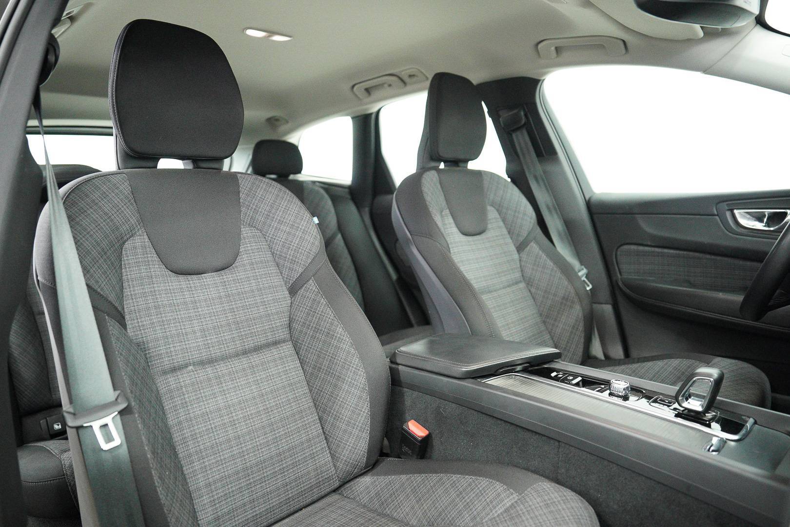 VOLVO XC60 - Foto 21
