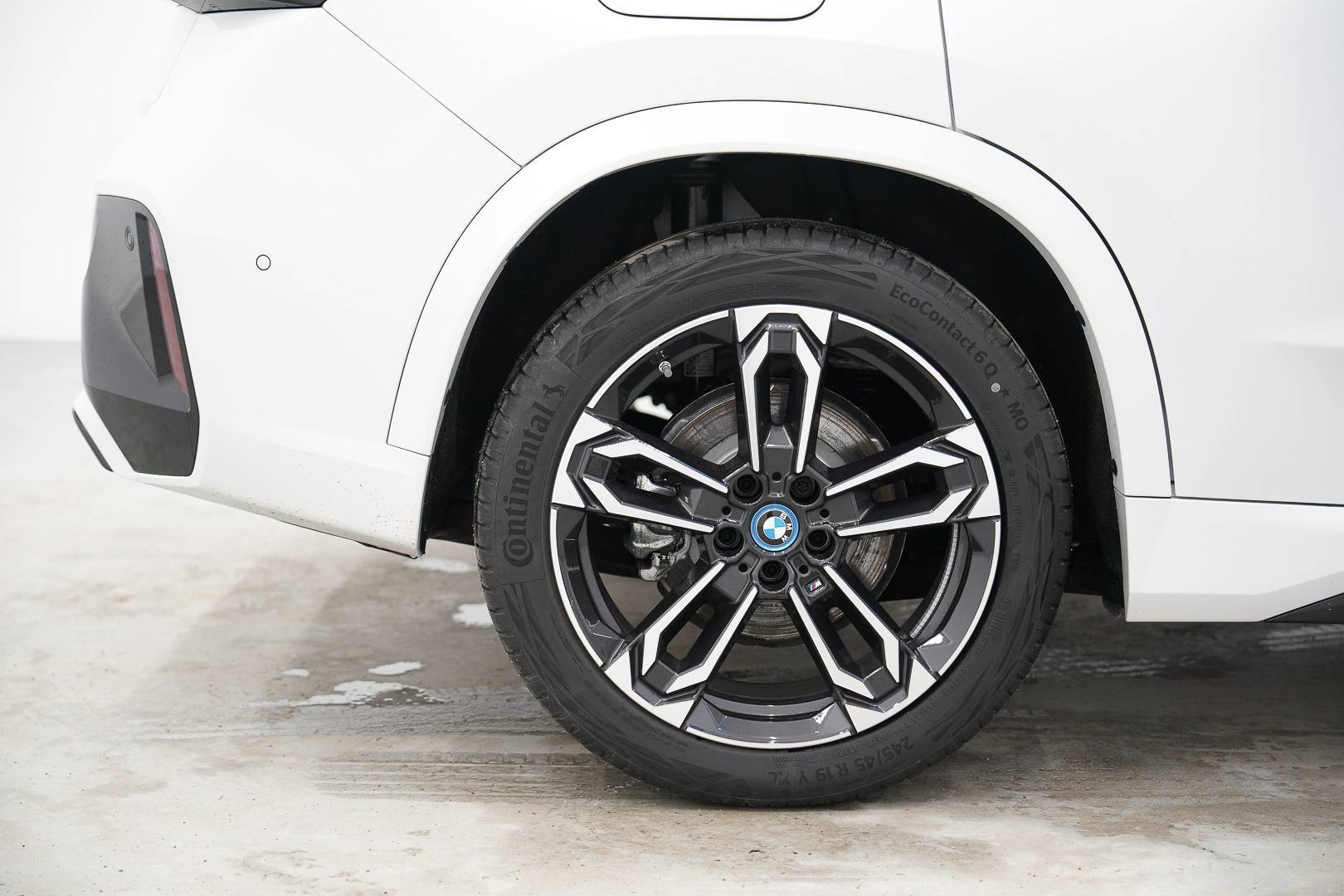 BMW iX1 - Foto 7