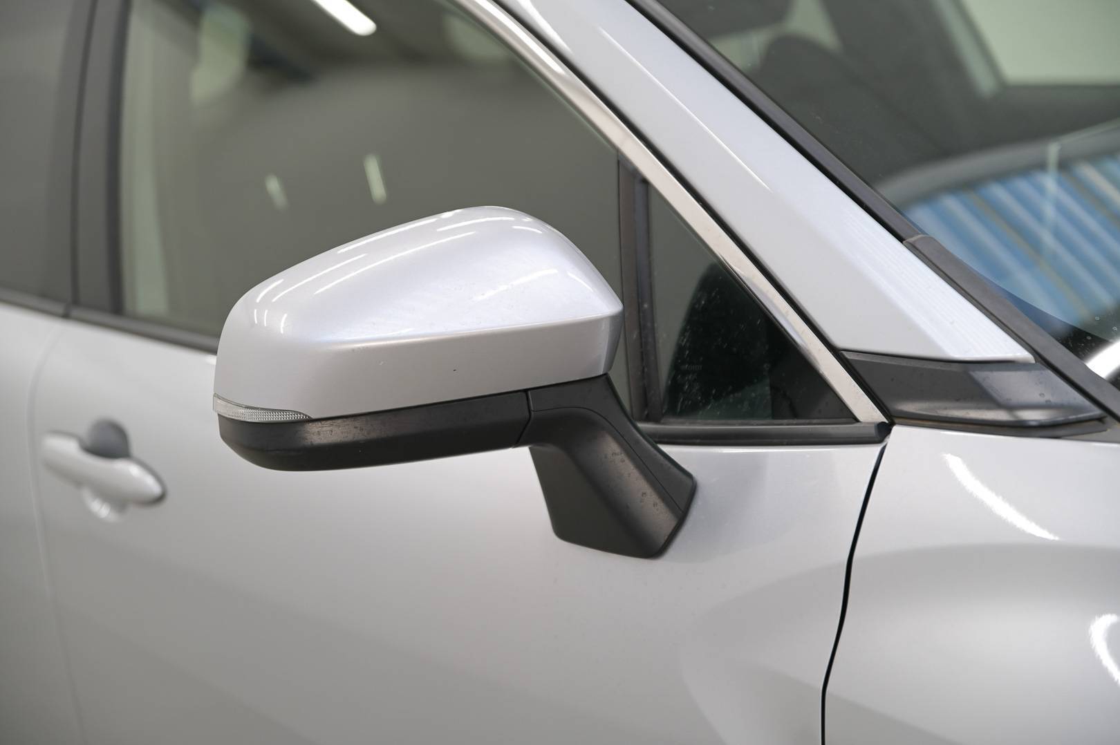 TOYOTA Corolla Cross - Foto 11