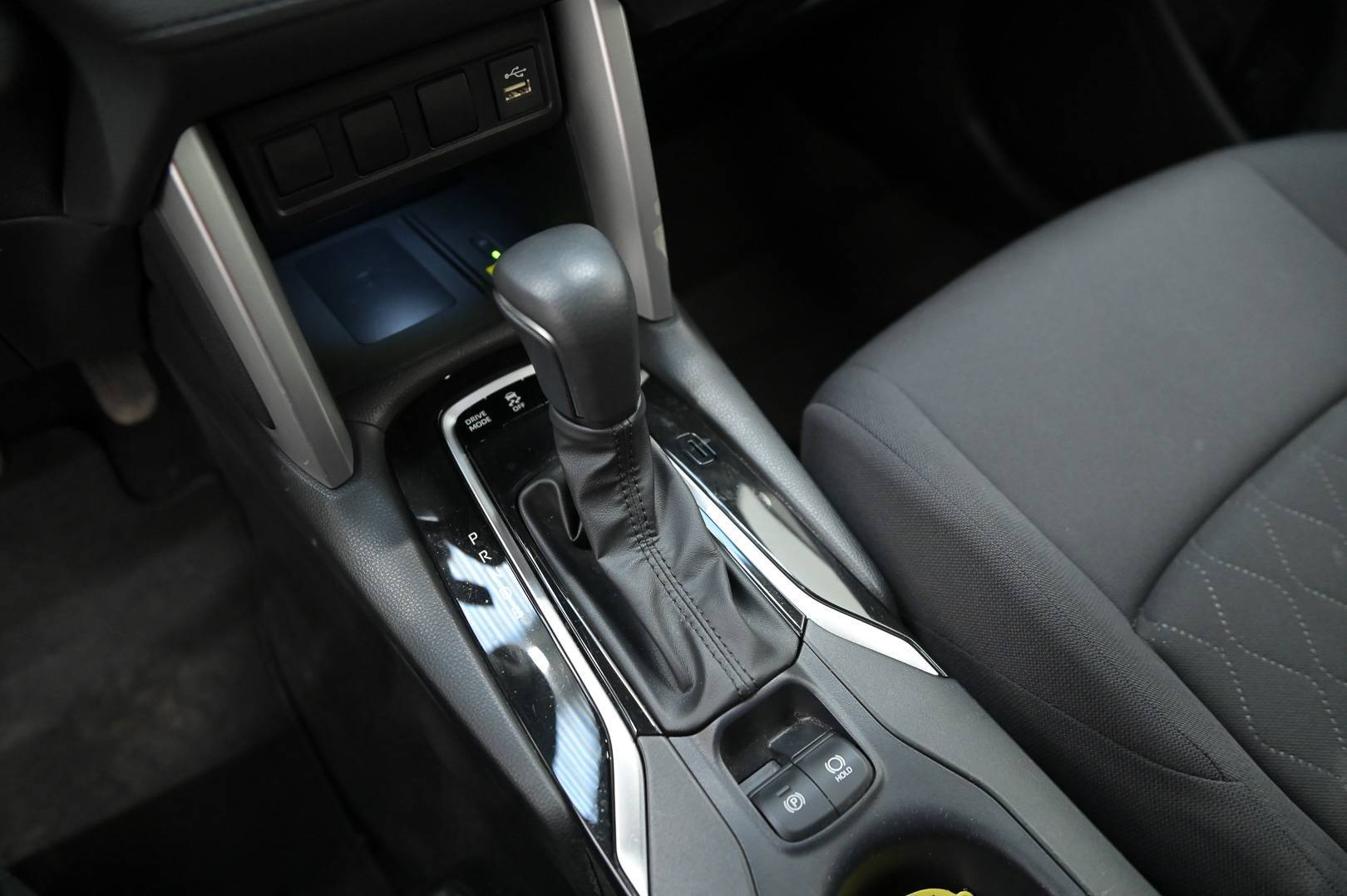 TOYOTA Corolla Cross - Foto 22