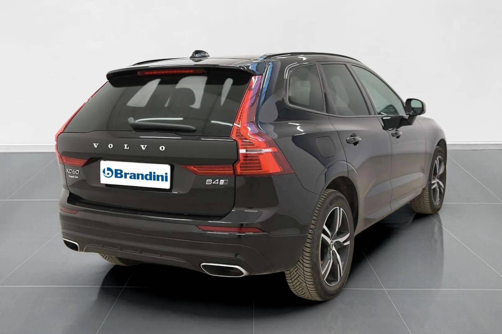 VOLVO XC60 - Foto 4