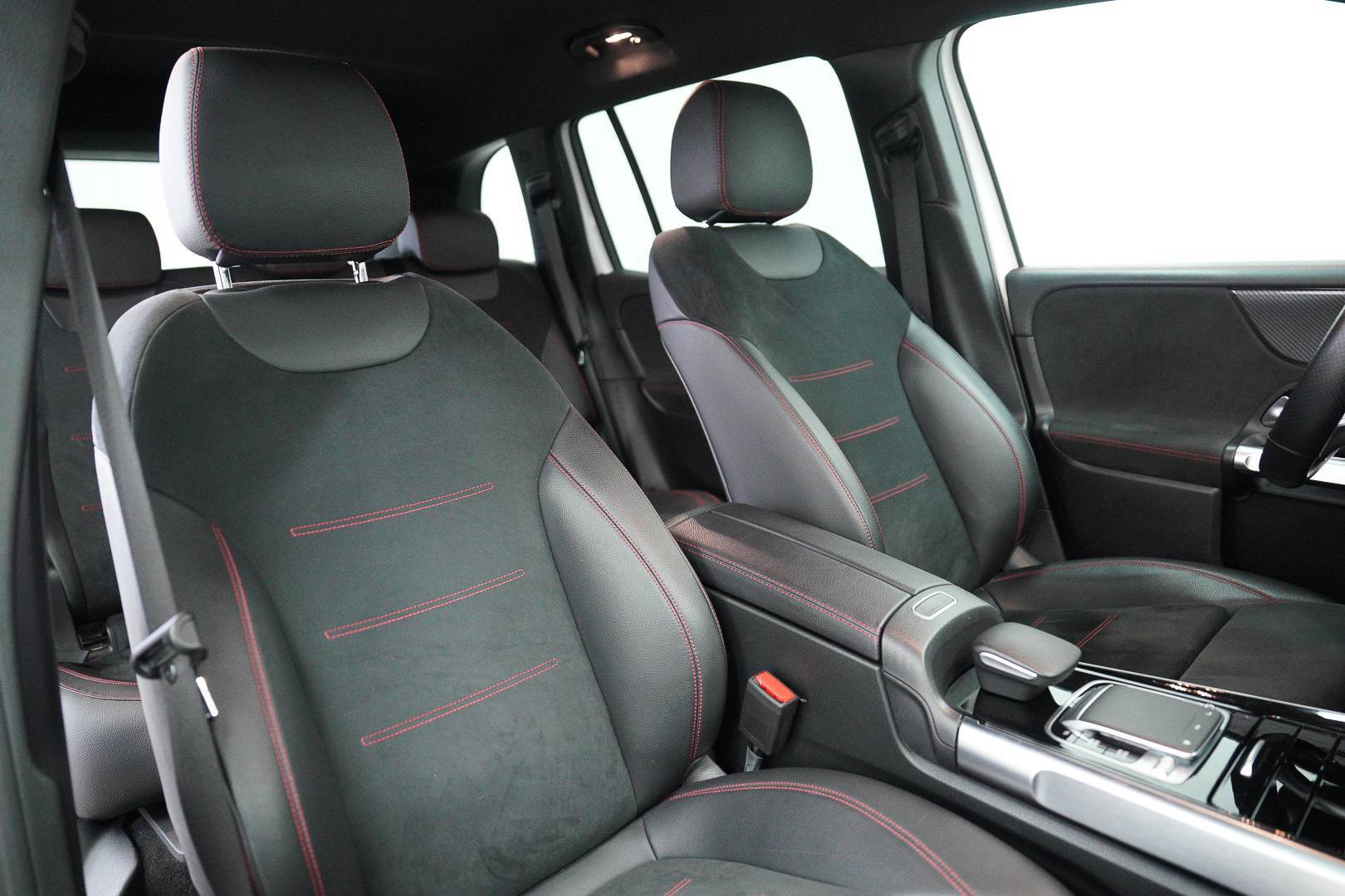 MERCEDES GLB - Foto 21