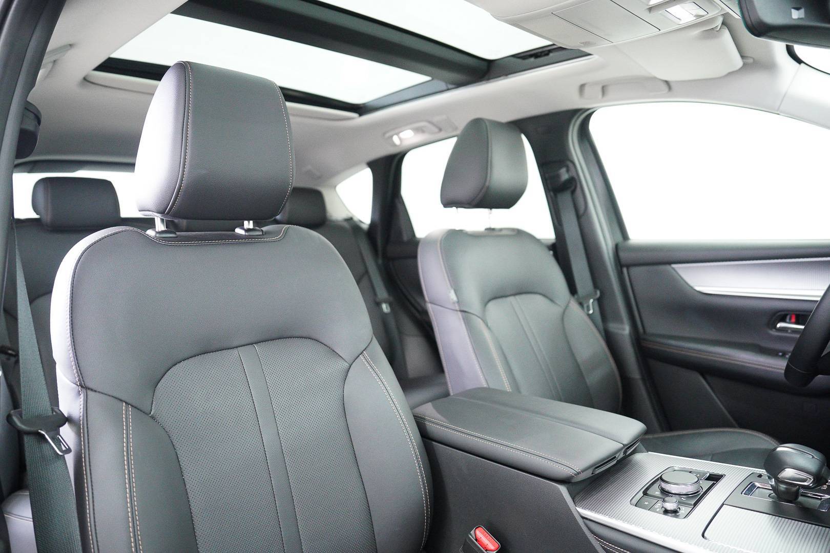 MAZDA CX-60 - Foto 23