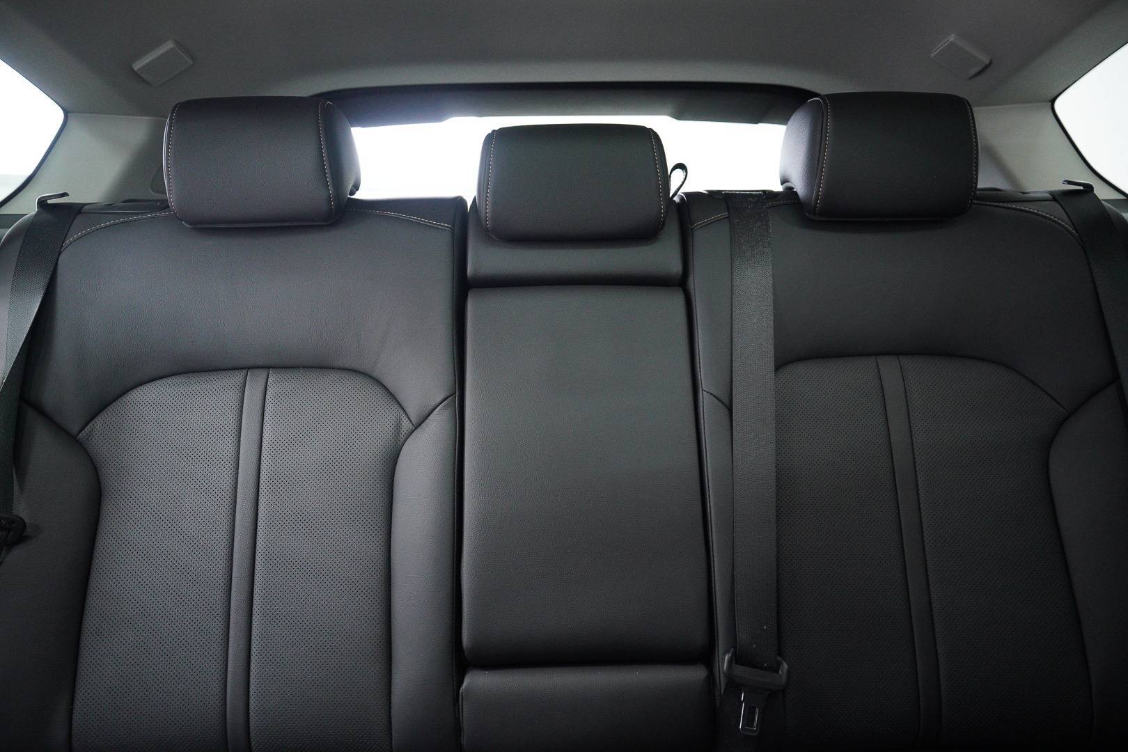 MAZDA CX-60 - Foto 25