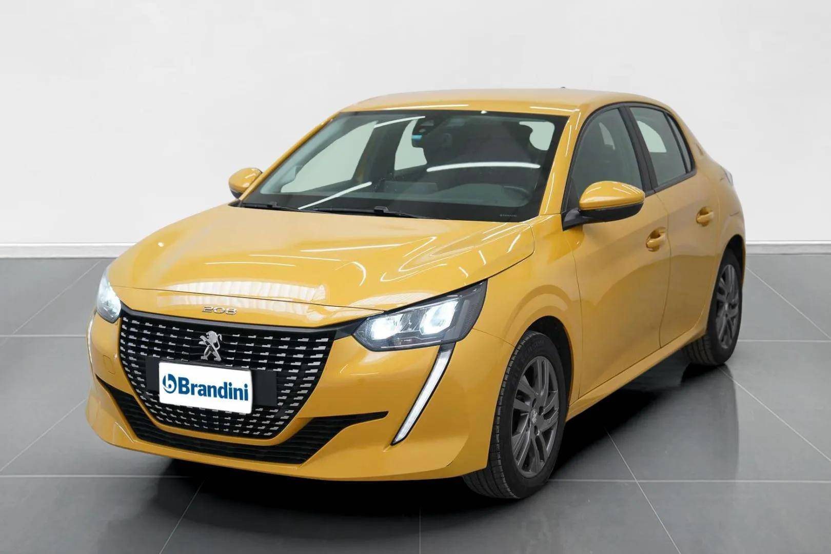 PEUGEOT 208 - Foto 1