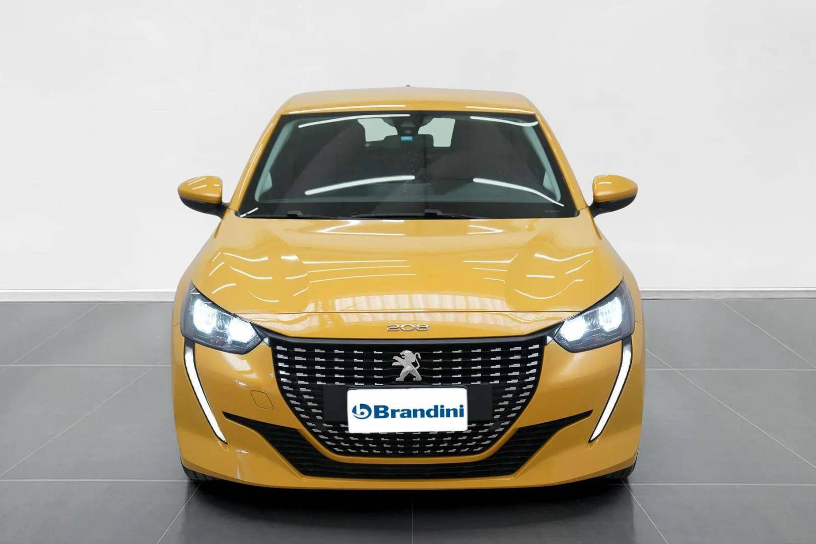 PEUGEOT 208 - Foto 2
