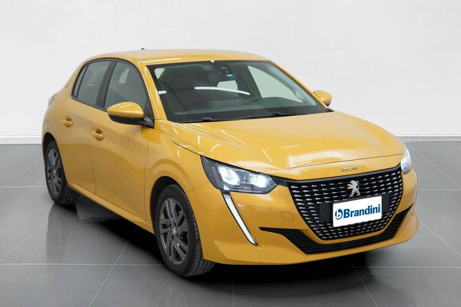 PEUGEOT 208 - Foto 3