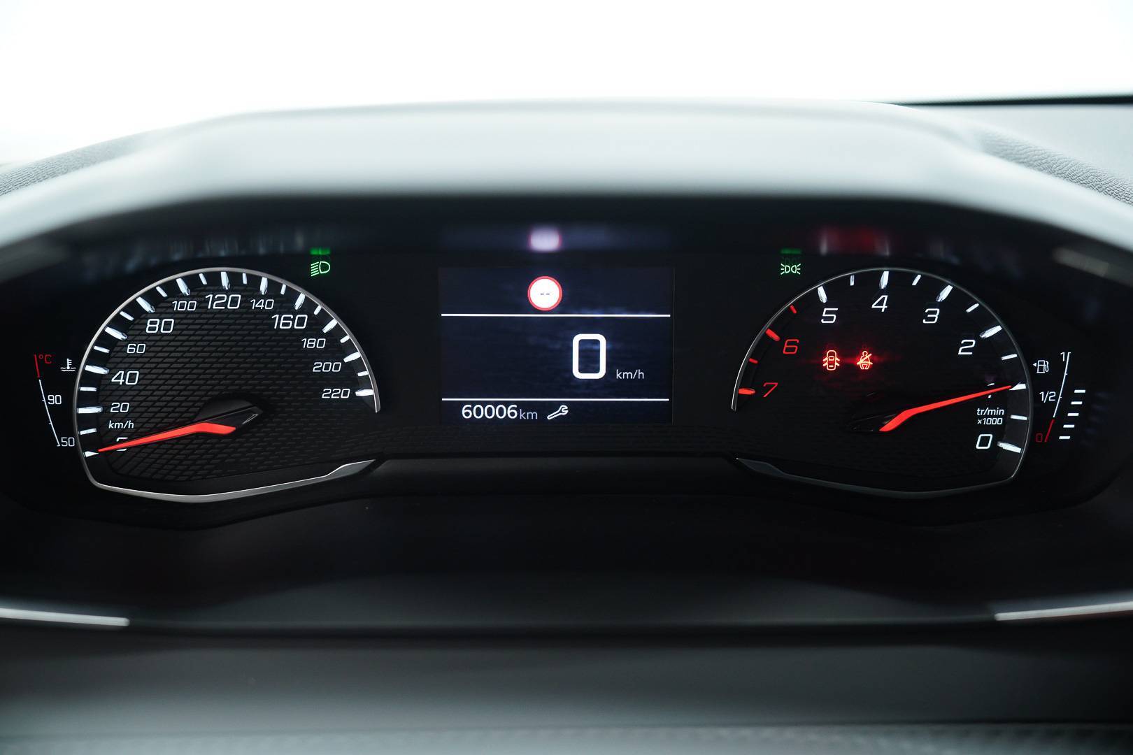 PEUGEOT 208 - Foto 15