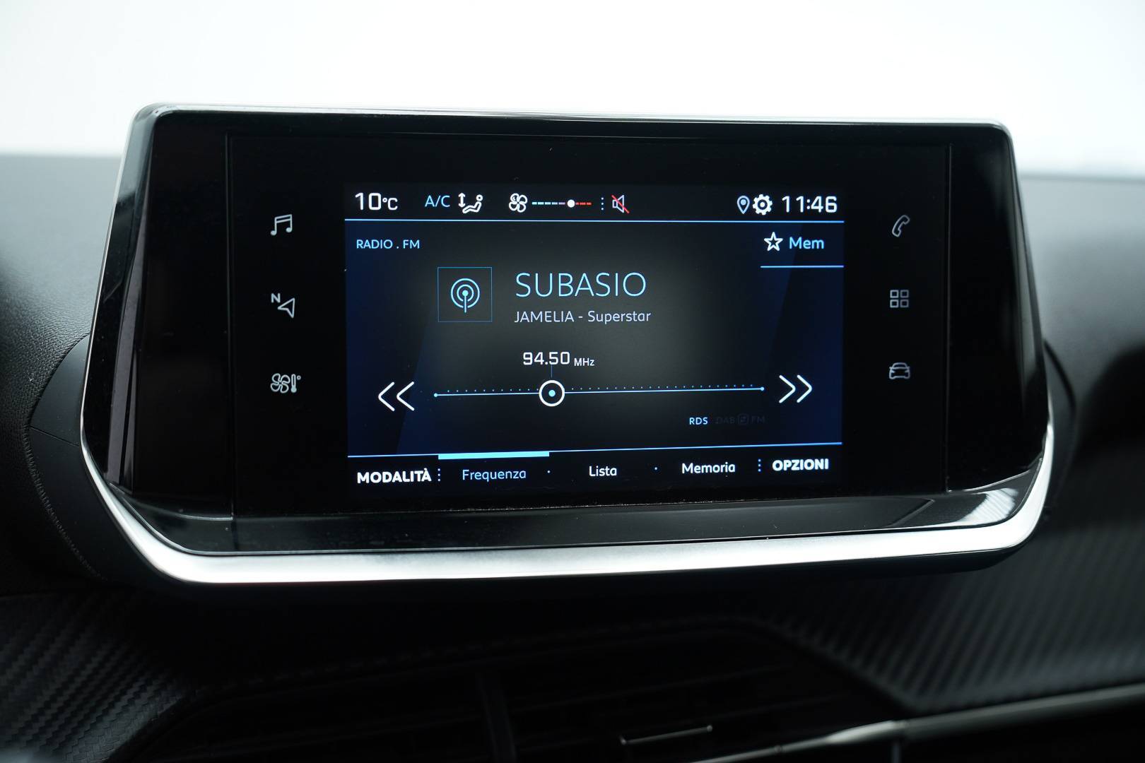 PEUGEOT 208 - Foto 16