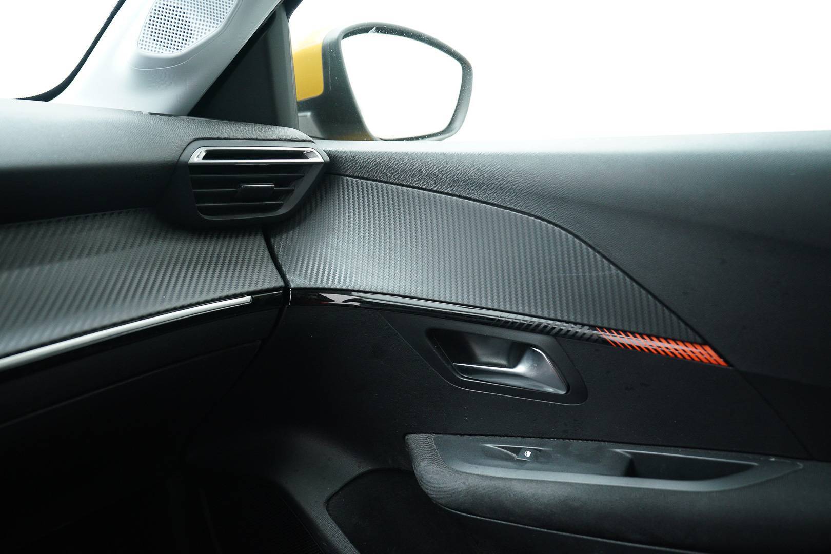 PEUGEOT 208 - Foto 20