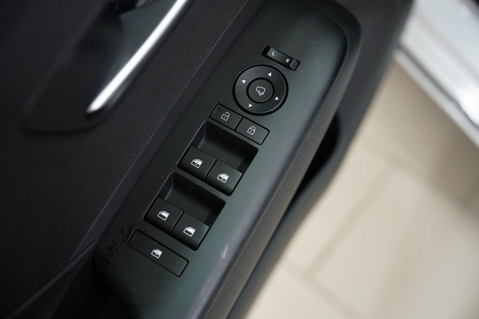 HYUNDAI Kona Electric - Foto 10