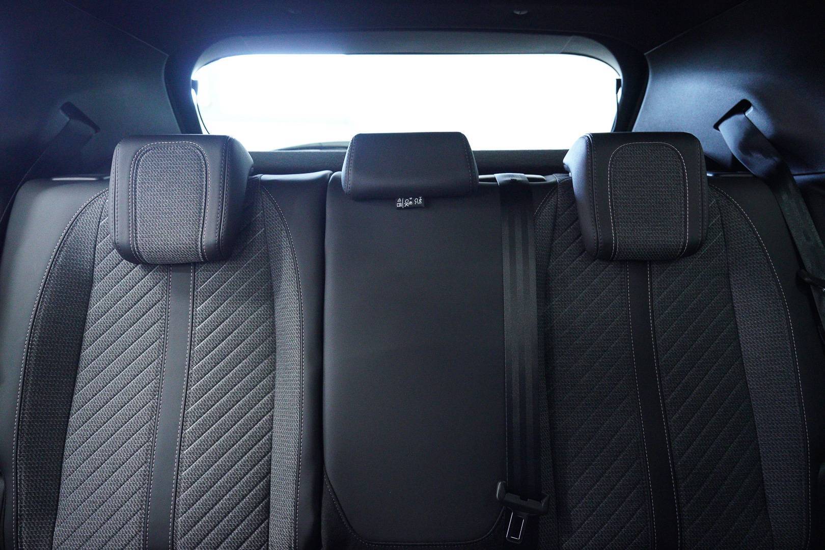 PEUGEOT 2008 - Foto 23