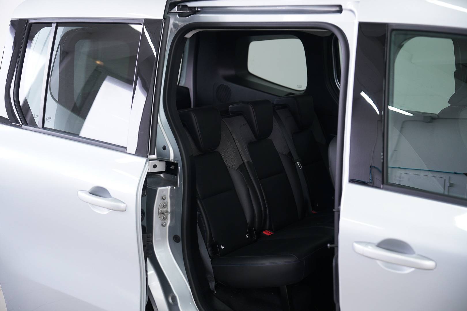 NISSAN Townstar - Foto 6