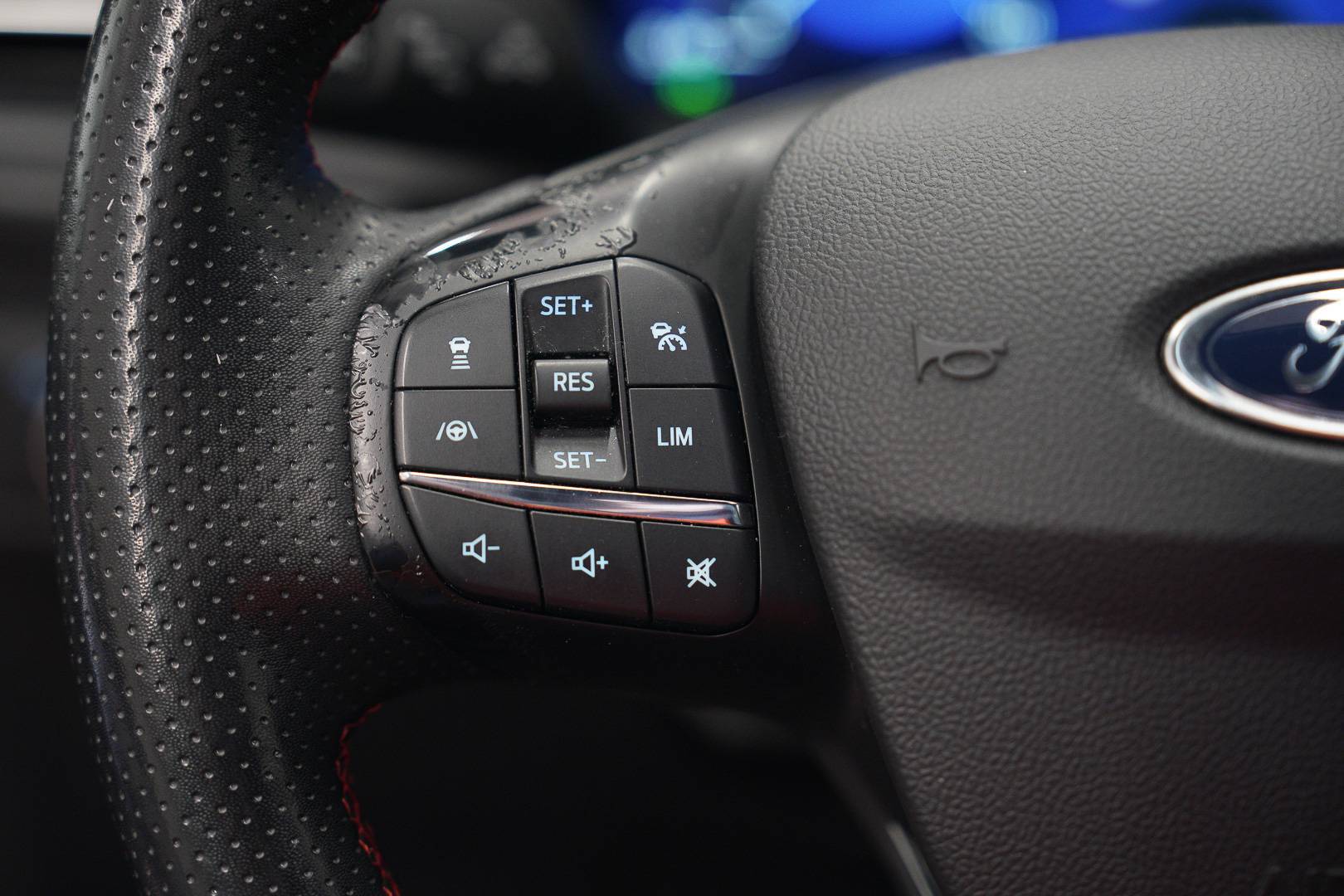 FORD Kuga - Foto 12
