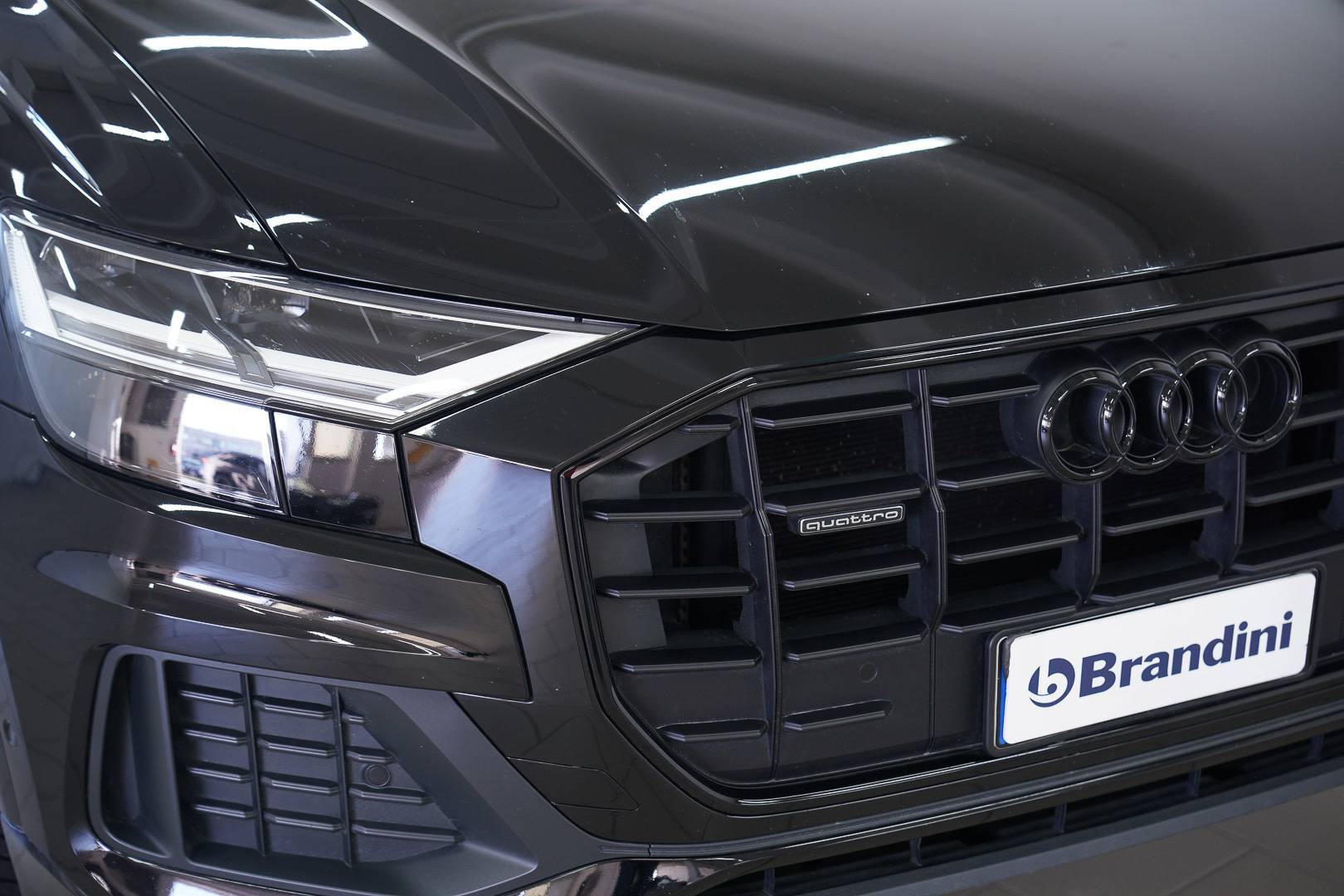 AUDI Q8 - Foto 4