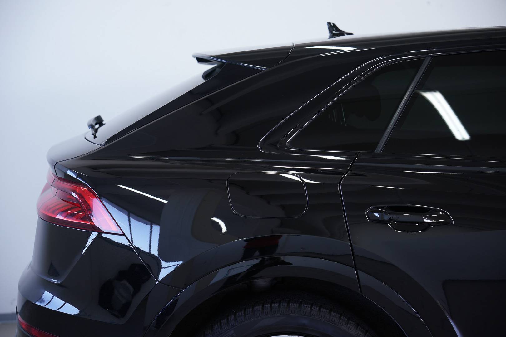 AUDI Q8 - Foto 6