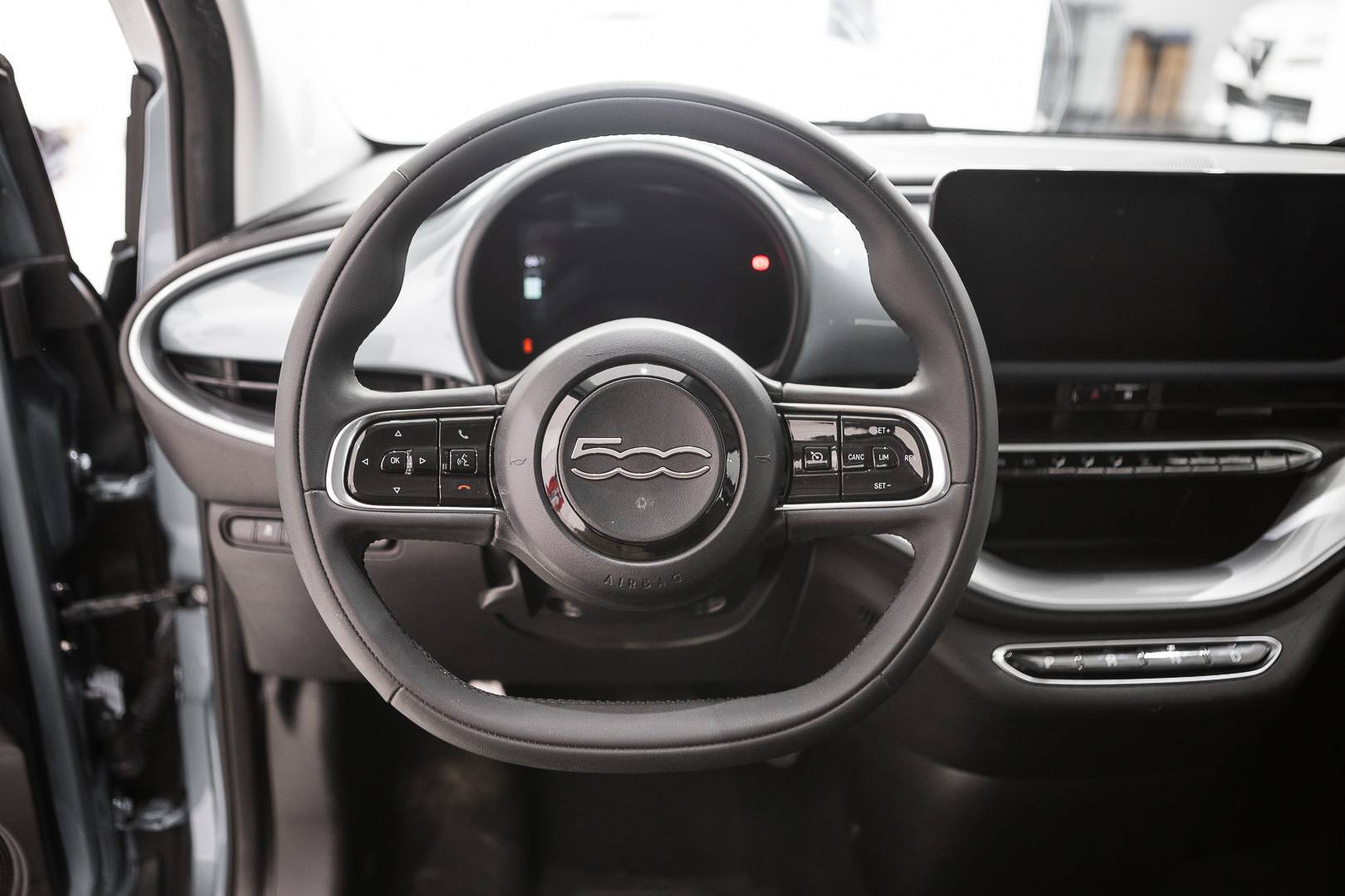 FIAT 500e - Foto 11
