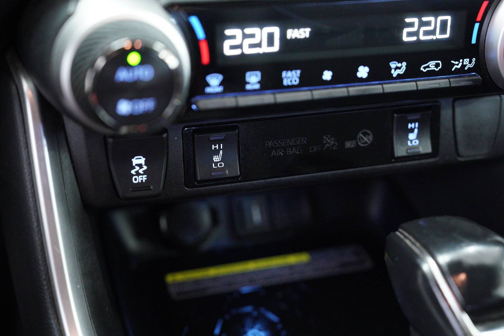 TOYOTA Rav4 - Foto 18