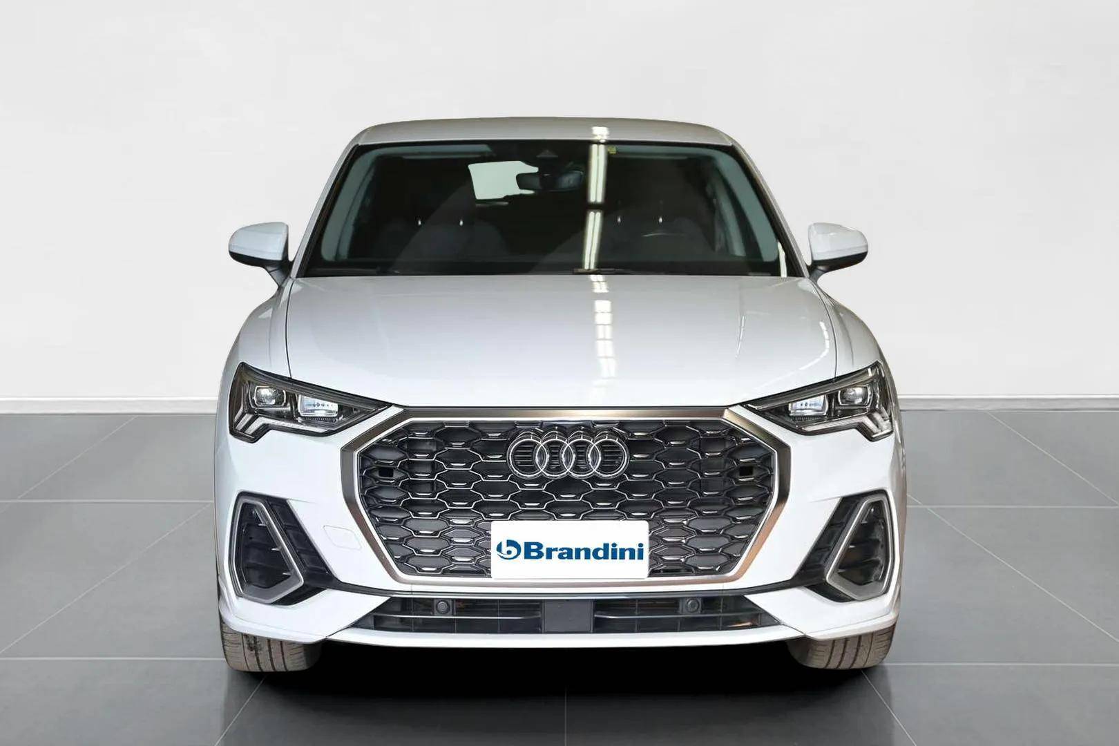 AUDI Q3 - Foto 2