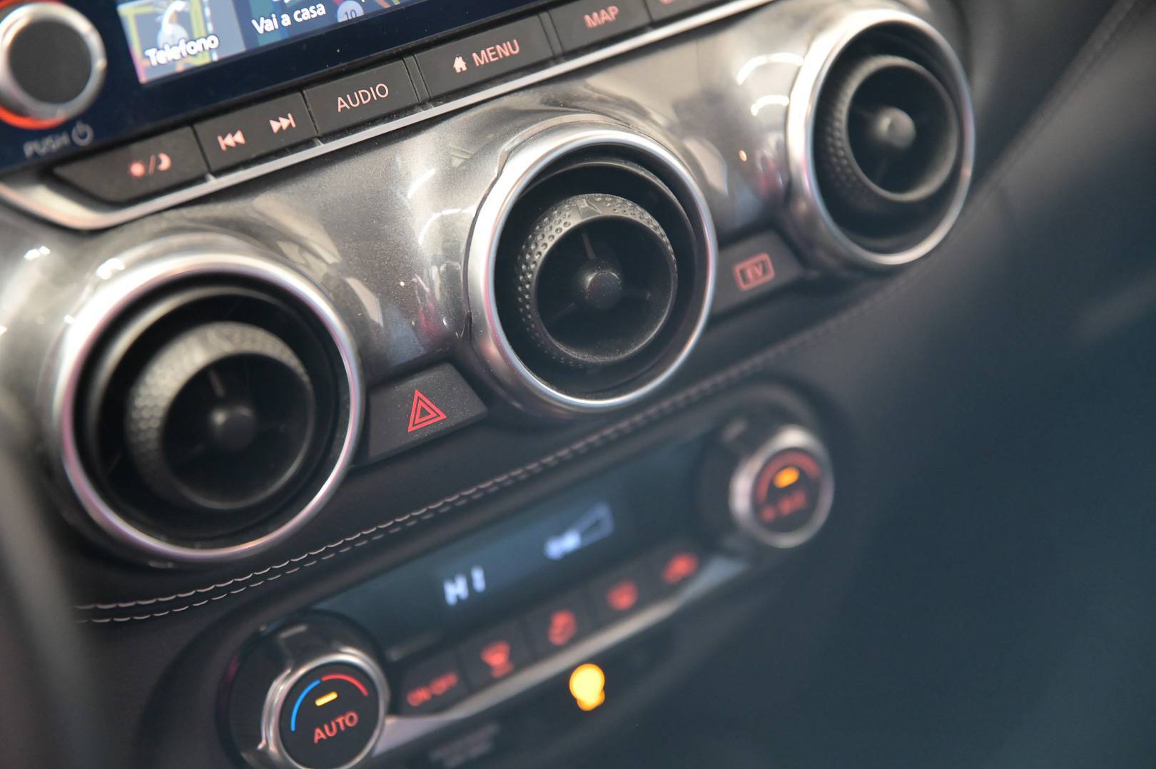 NISSAN Juke - Foto 24