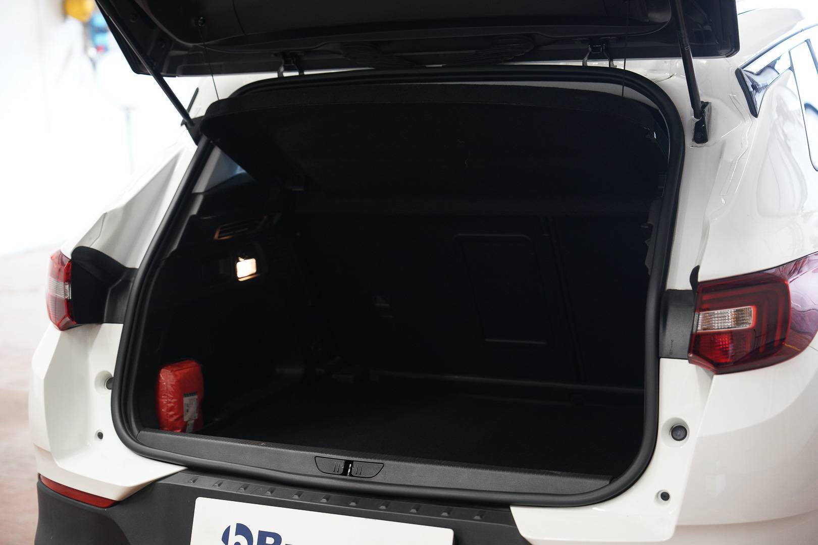OPEL Grandland X - Foto 9