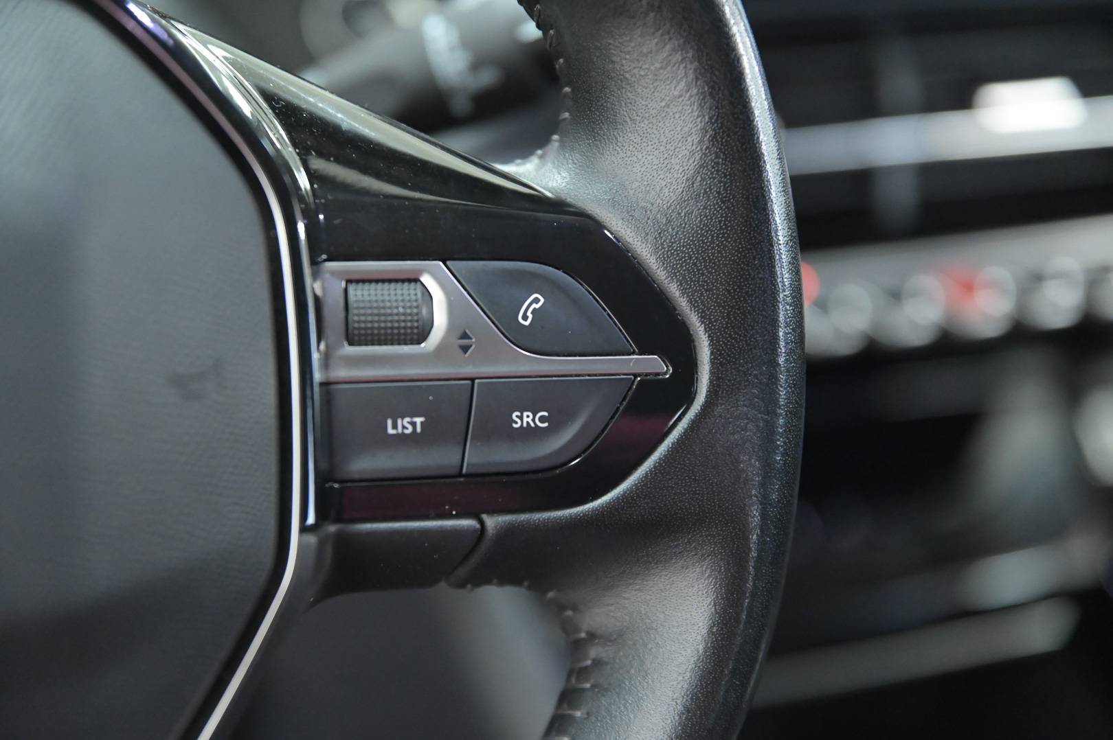PEUGEOT 2008 - Foto 16