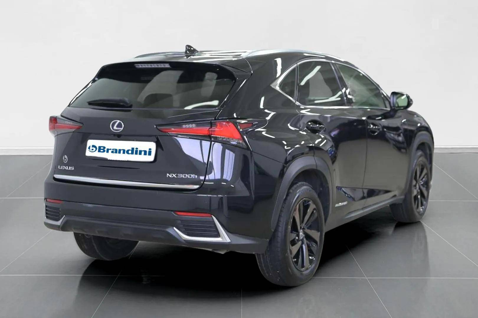 LEXUS NX - Foto 4