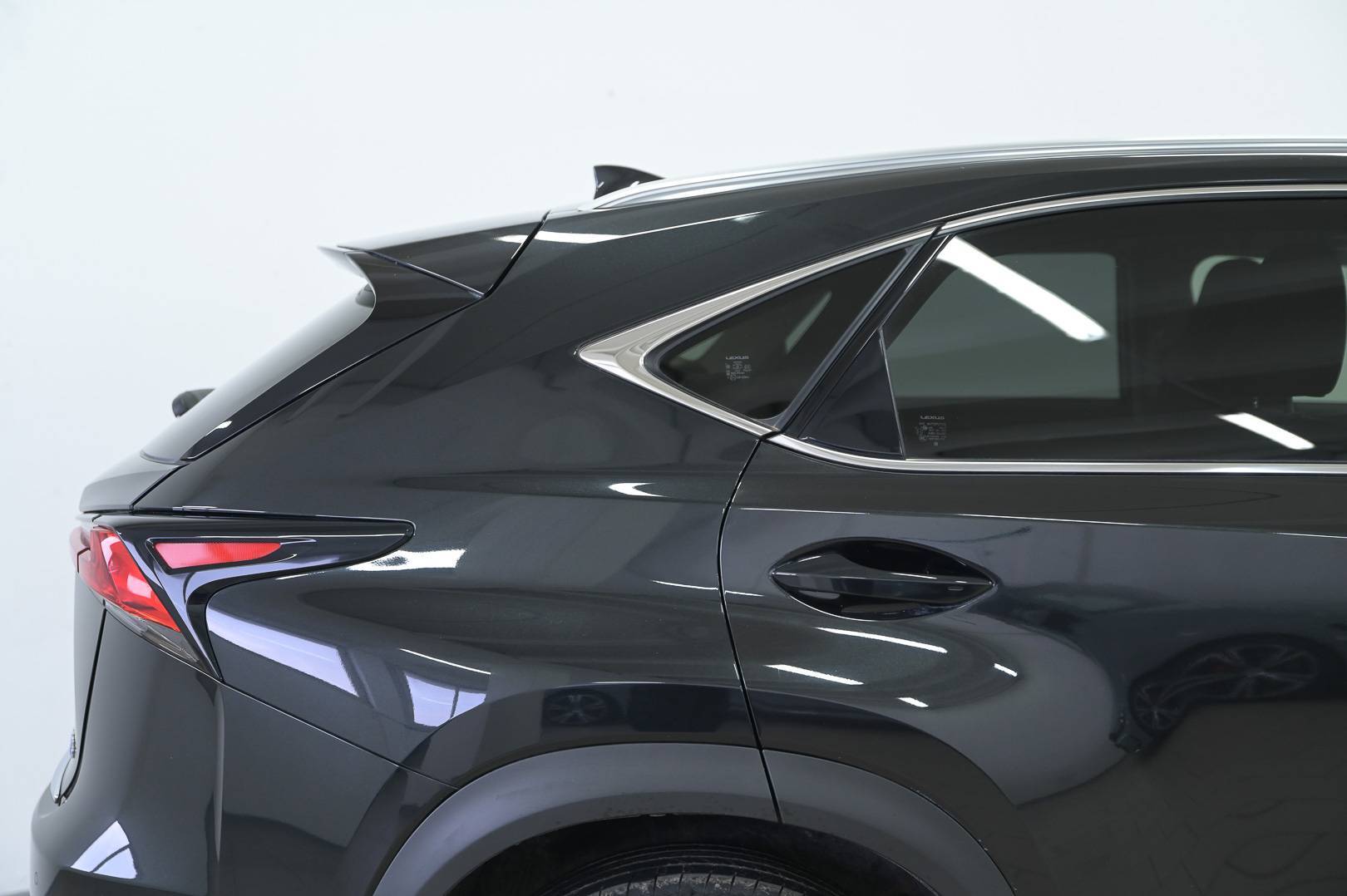 LEXUS NX - Foto 6