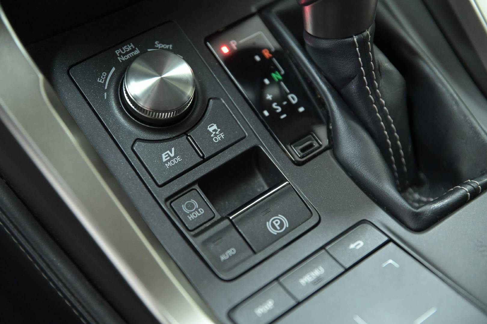 LEXUS NX - Foto 22