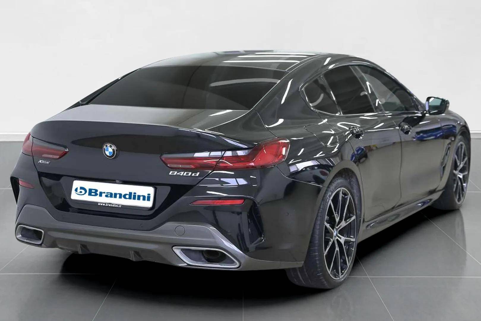 BMW Serie 8 - Foto 4