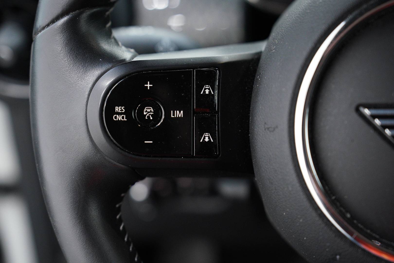 MINI Mini Full Electric - Foto 12