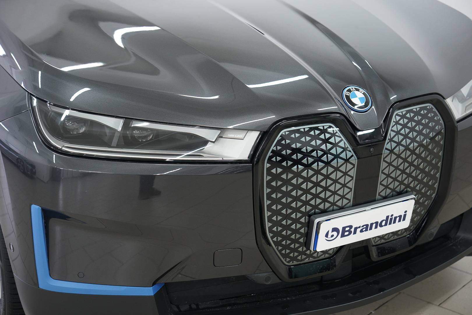 BMW iX - Foto 4