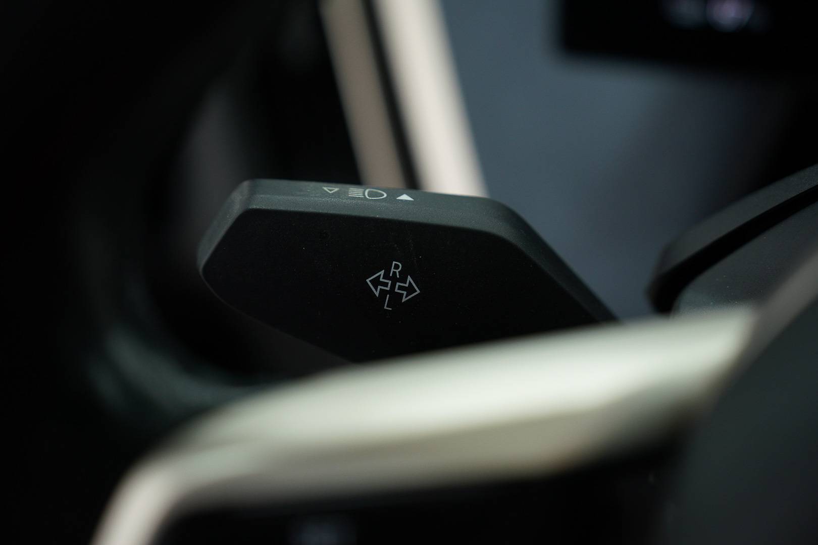 BMW iX - Foto 14