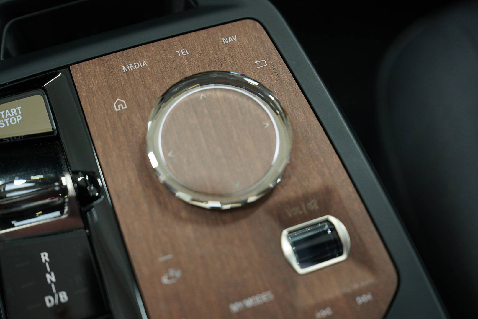 BMW iX - Foto 20