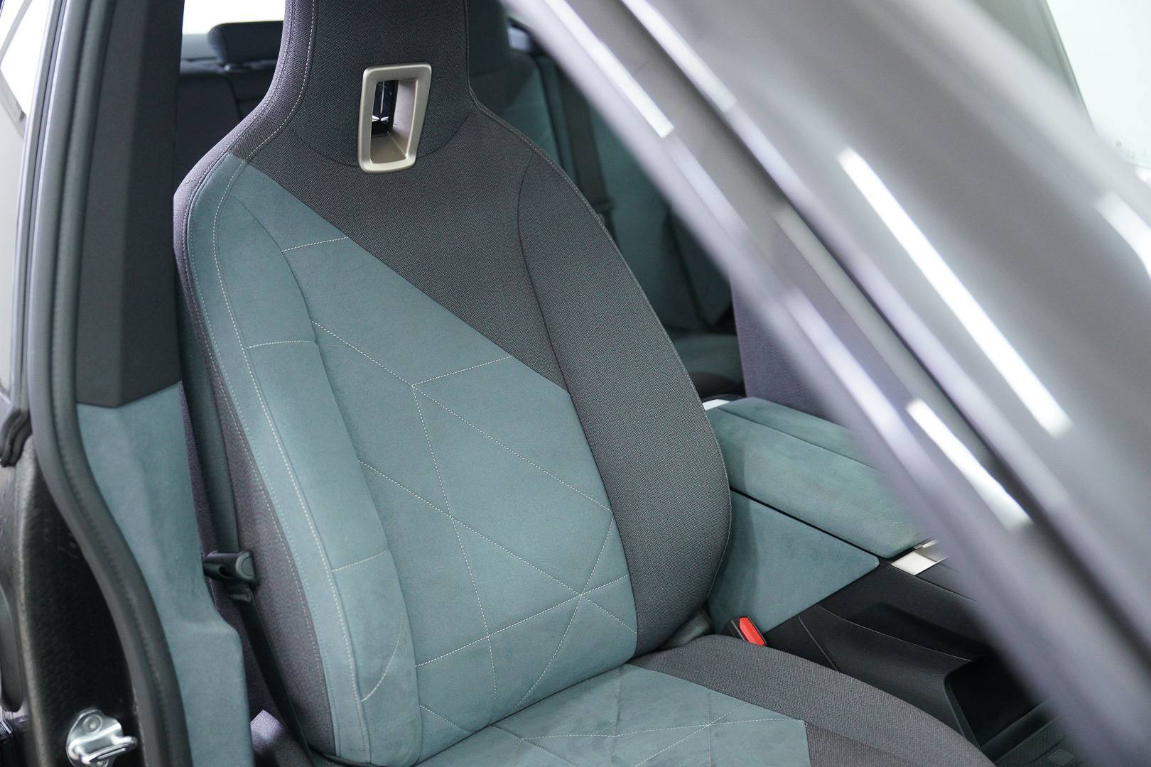 BMW iX - Foto 23
