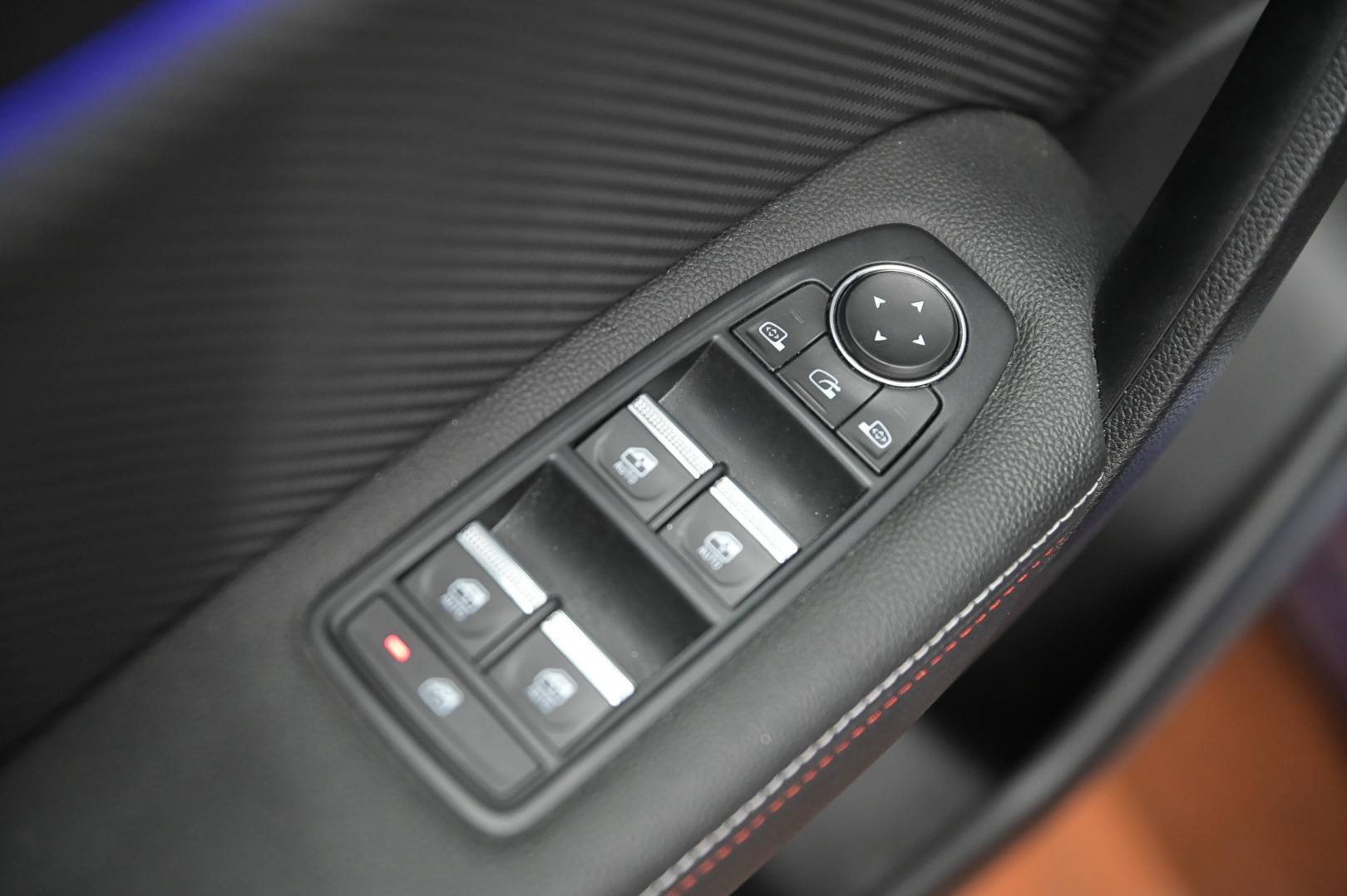 RENAULT Captur - Foto 10