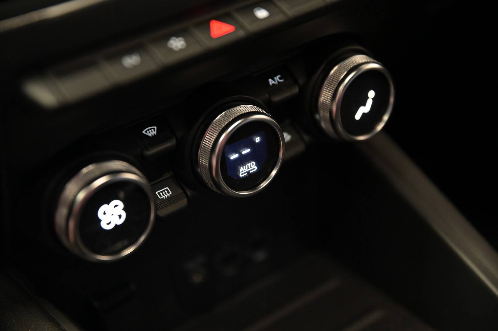 RENAULT Captur - Foto 21