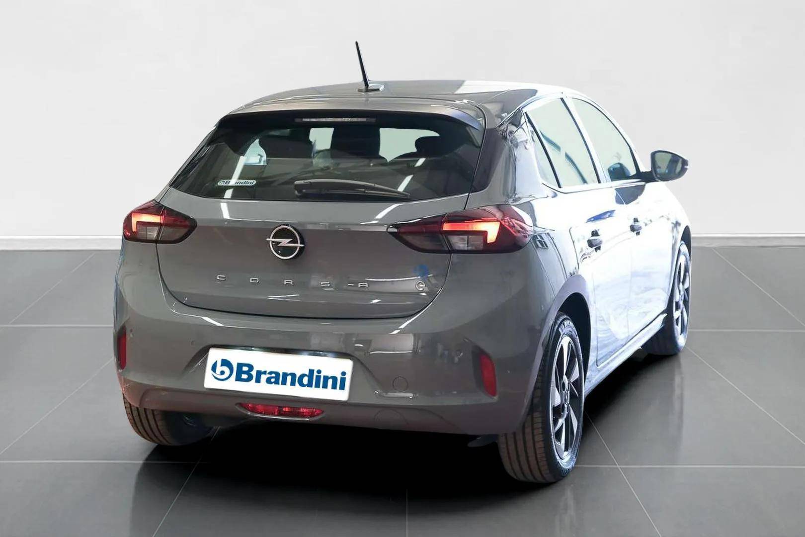 OPEL Corsa - Foto 4