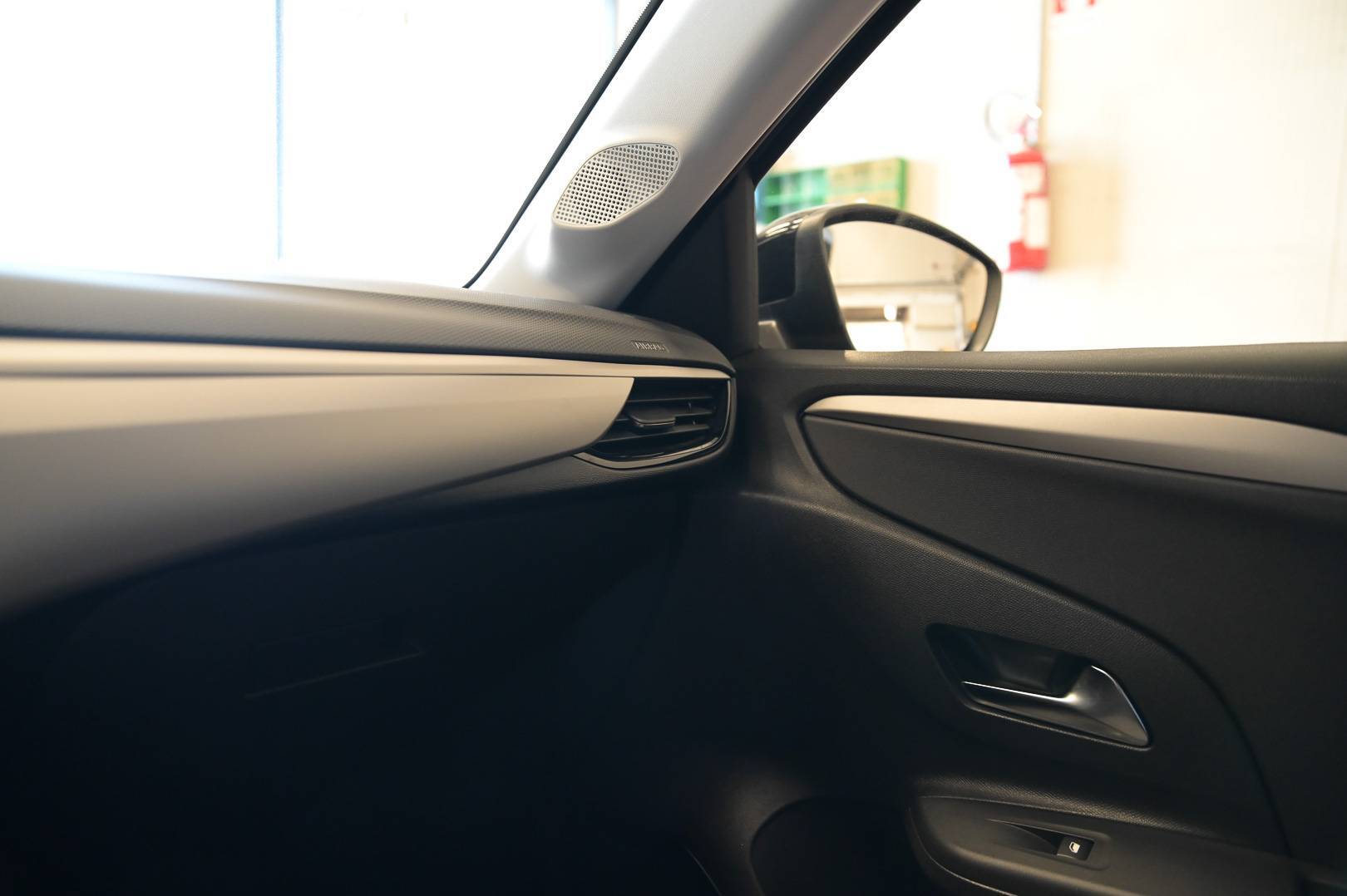 OPEL Corsa - Foto 13