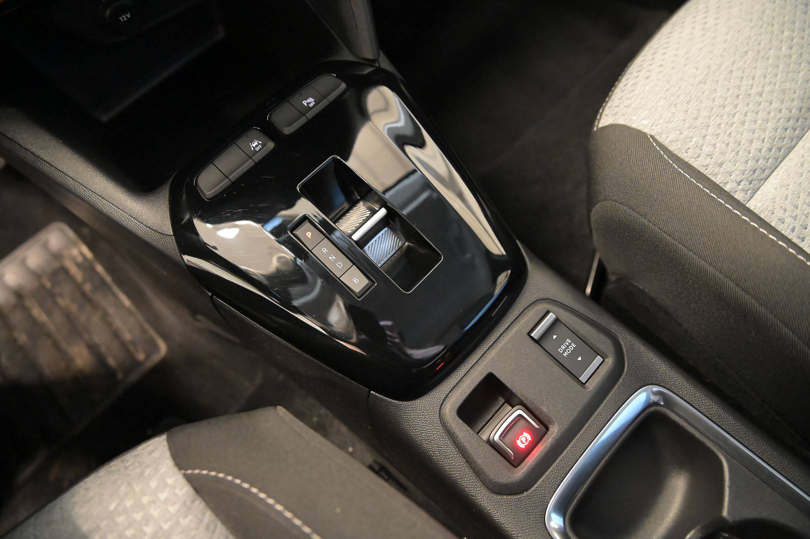 OPEL Corsa - Foto 14